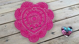 Napperon cœur crochet St Valentin 💋💜💘 [upl. by Stucker]